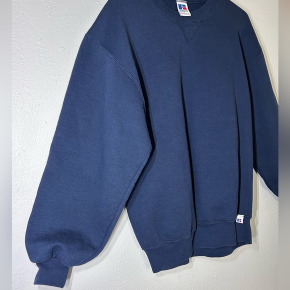 SOLD!!!!!!Vintage 90s Dark Blue Russell Athletics Crewneck Pullover Made in USA! - Picture 2 of 7